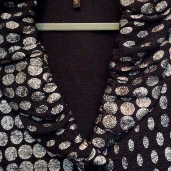 Woman's jacket - Picture 3 of 5